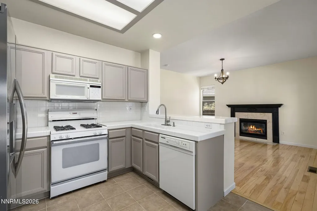 4695 Hydepark Reno NV 89502