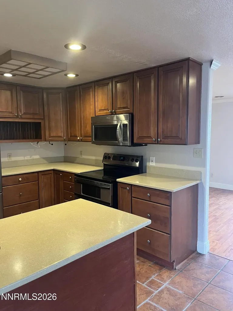 3300 White Lake Reno NV 89508