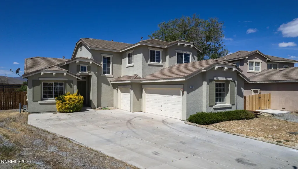 1334 Rouge River Fernley NV 89408