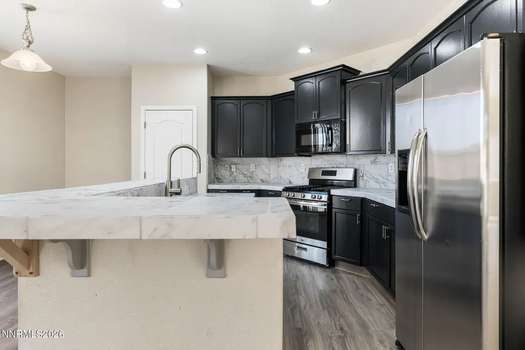 1334 Rouge River Fernley NV 89408
