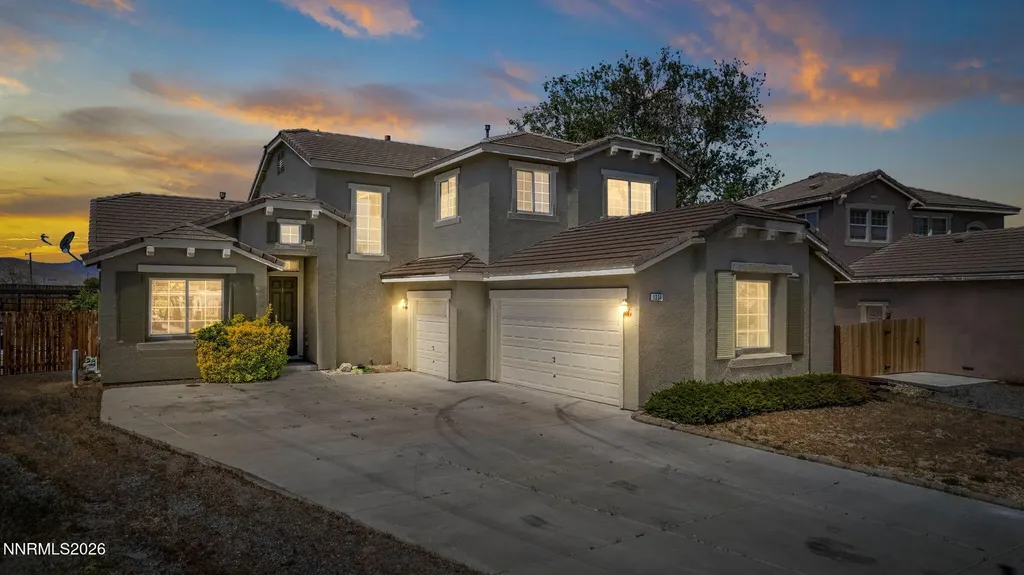 1334 Rouge River Fernley NV 89408