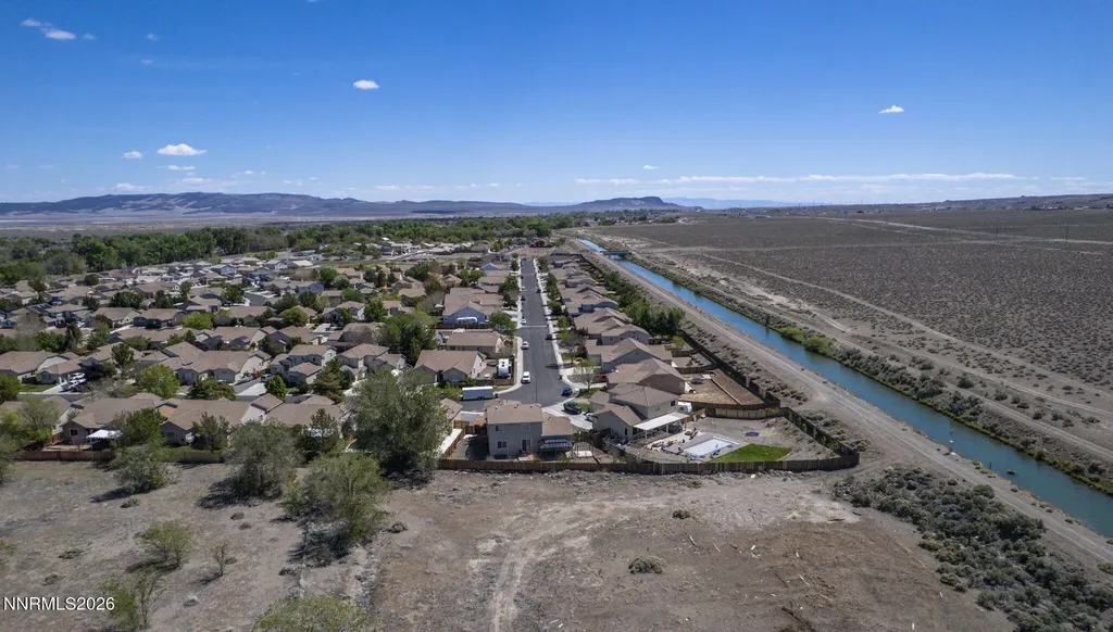 1334 Rouge River Fernley NV 89408
