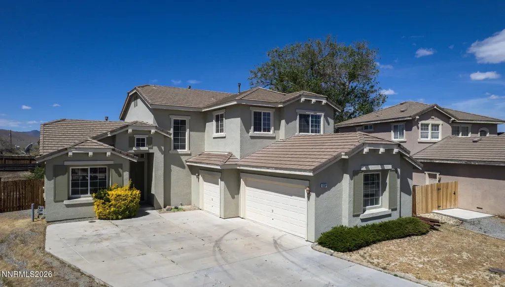 1334 Rouge River Fernley NV 89408