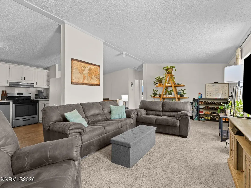 95 Rose Peak Dayton NV 89403