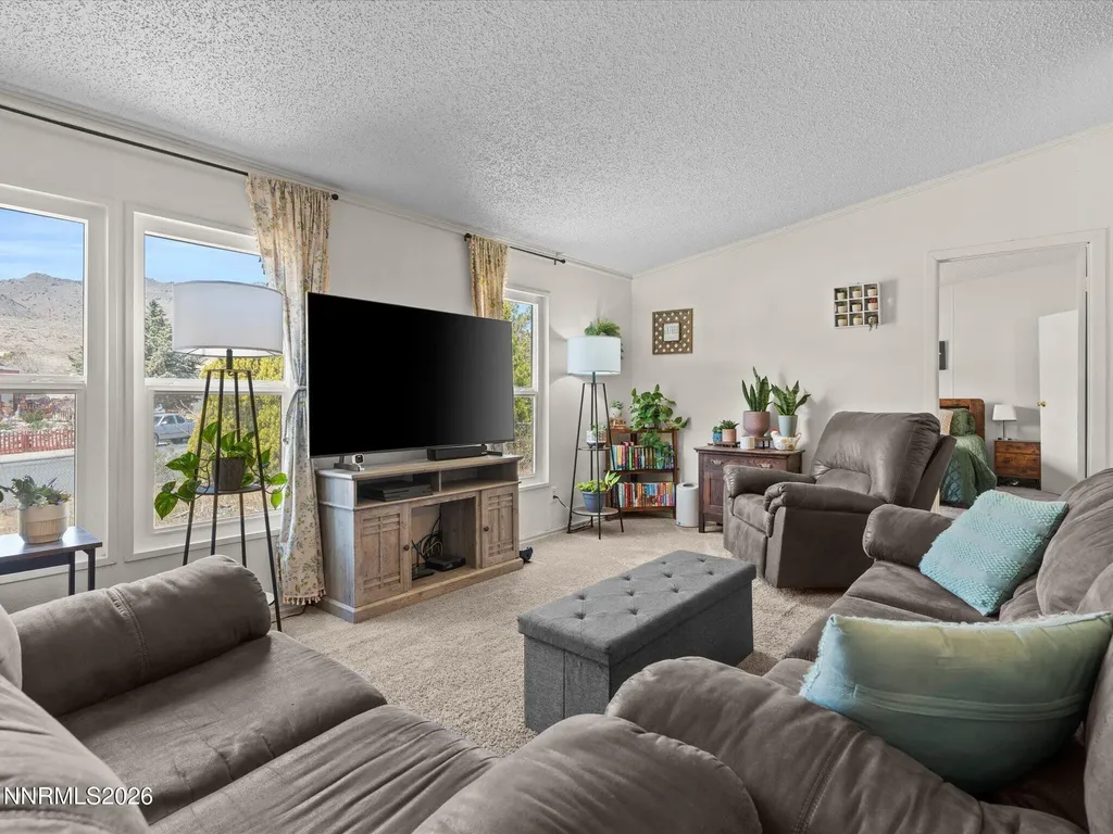 95 Rose Peak Dayton NV 89403