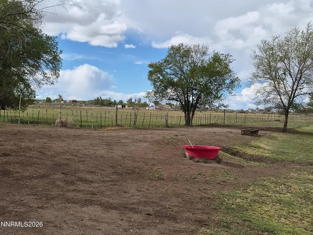 3280 Lone Tree Fallon NV 89406