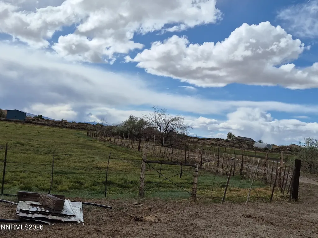3280 Lone Tree Fallon NV 89406
