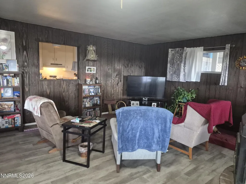 3280 Lone Tree Fallon NV 89406