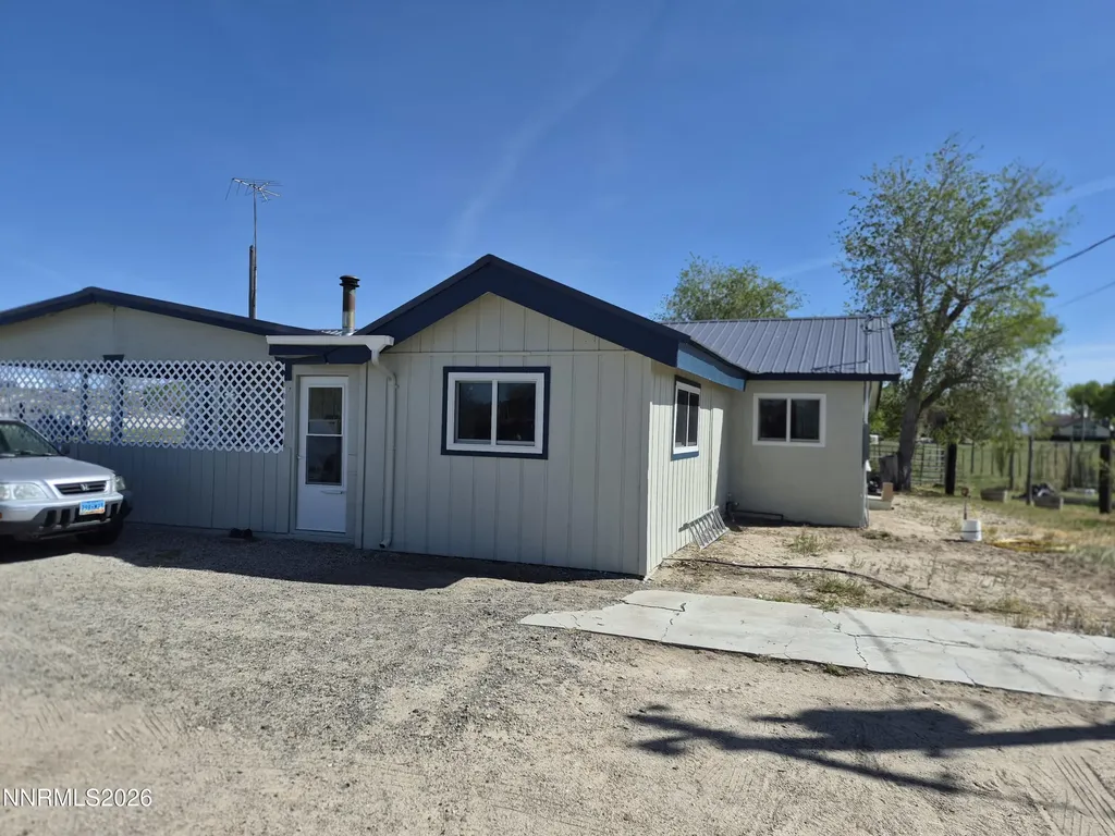 3280 Lone Tree Fallon NV 89406