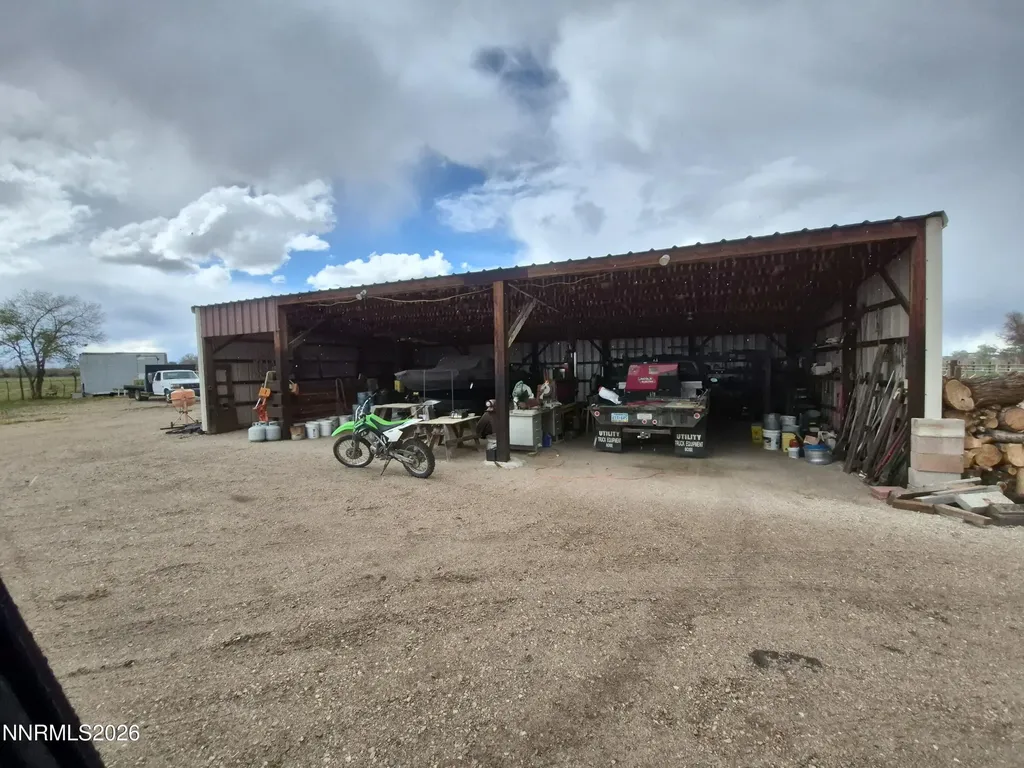 3280 Lone Tree Fallon NV 89406