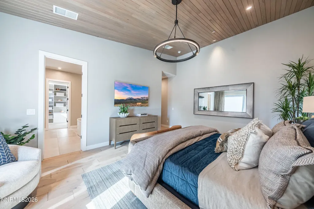 28 Persano Reno NV 89511