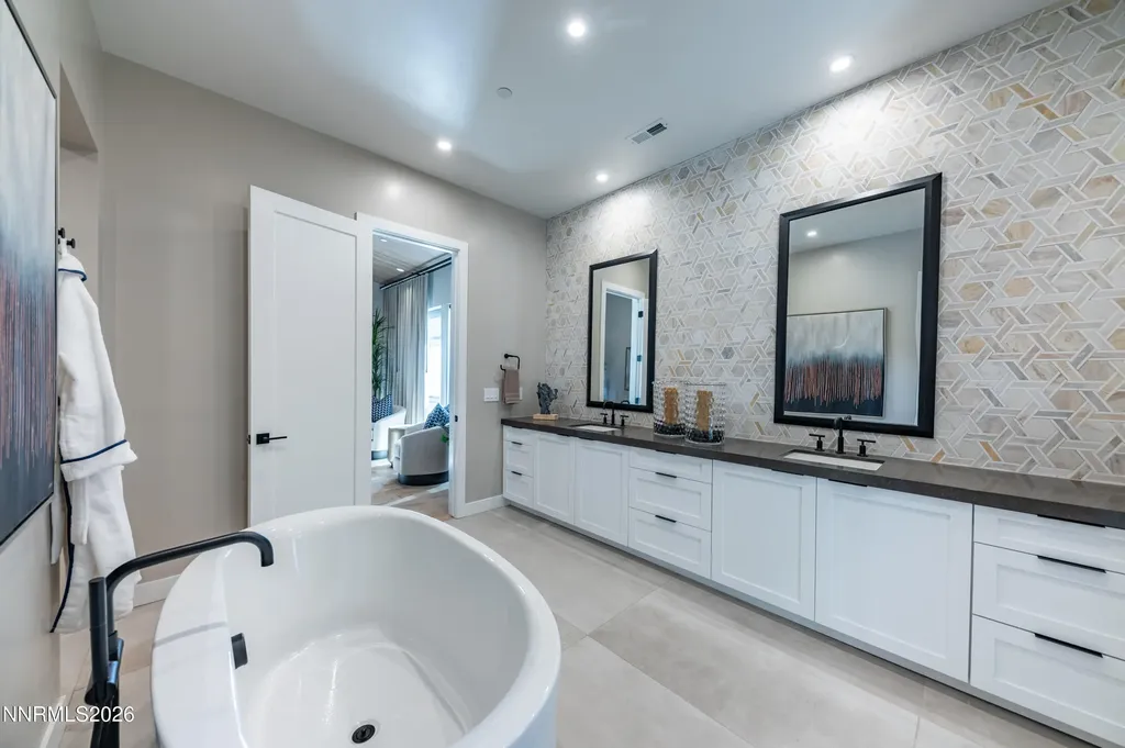 28 Persano Reno NV 89511