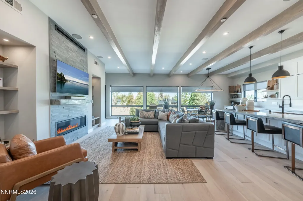 28 Persano Reno NV 89511