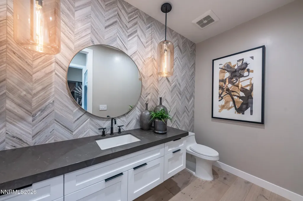 28 Persano Reno NV 89511
