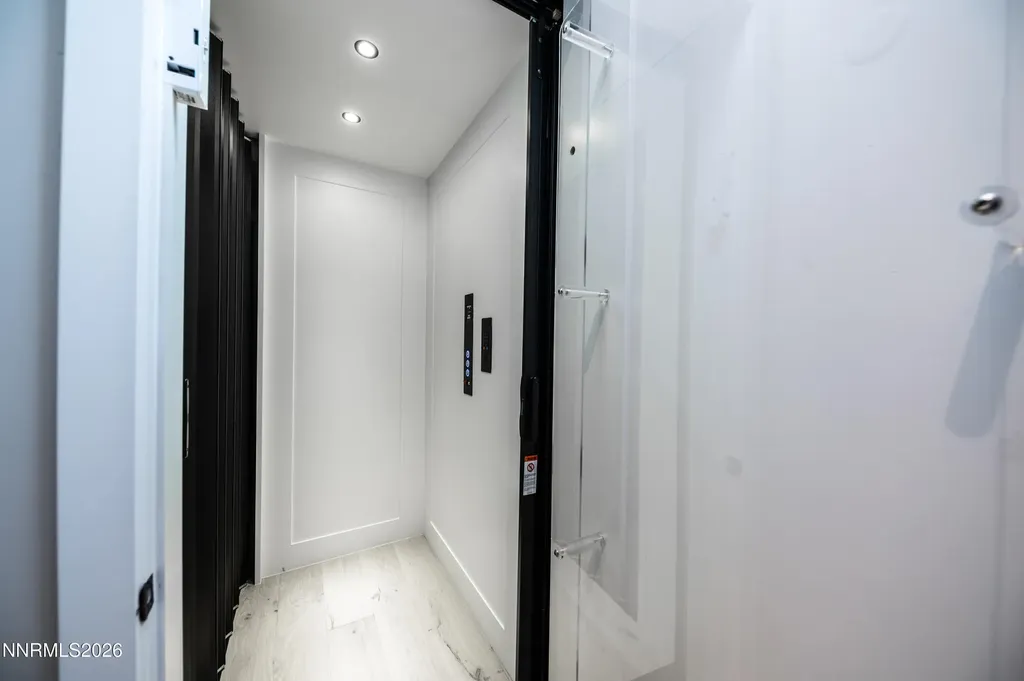 28 Persano Reno NV 89511