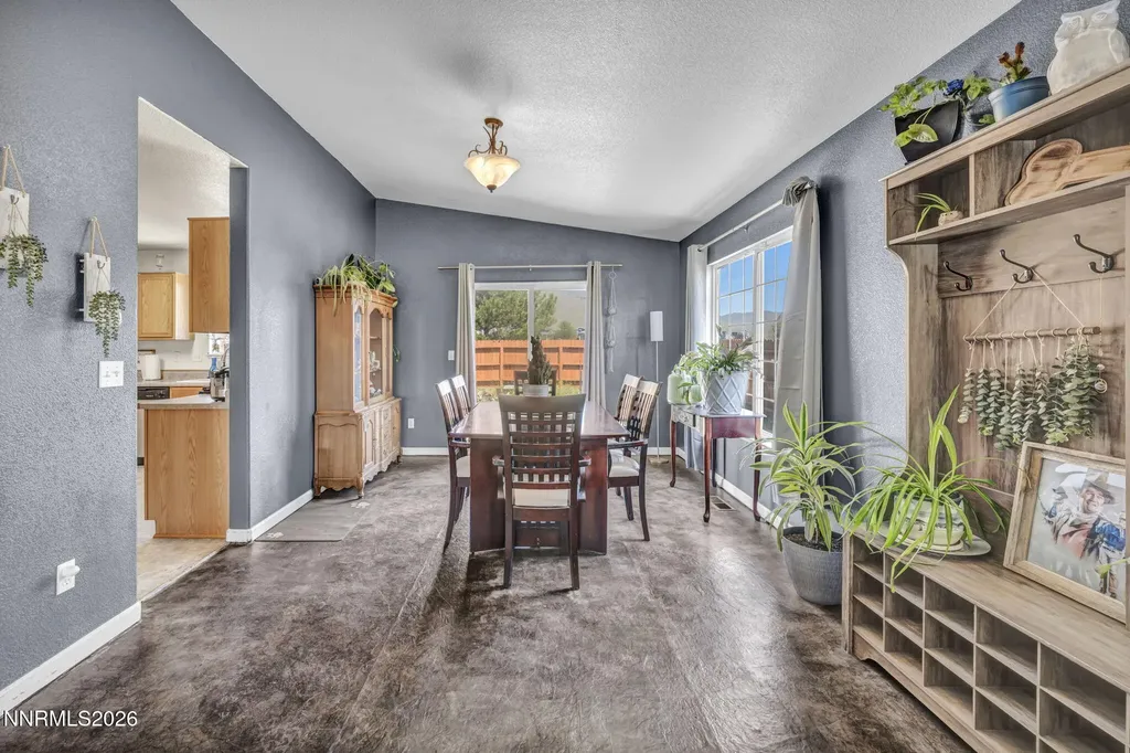 17615 Baileyville Reno NV 89508