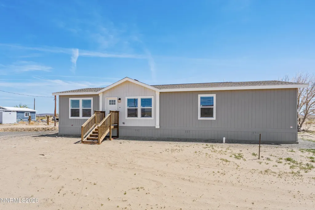 5684 Juniper Silver Springs NV 89429