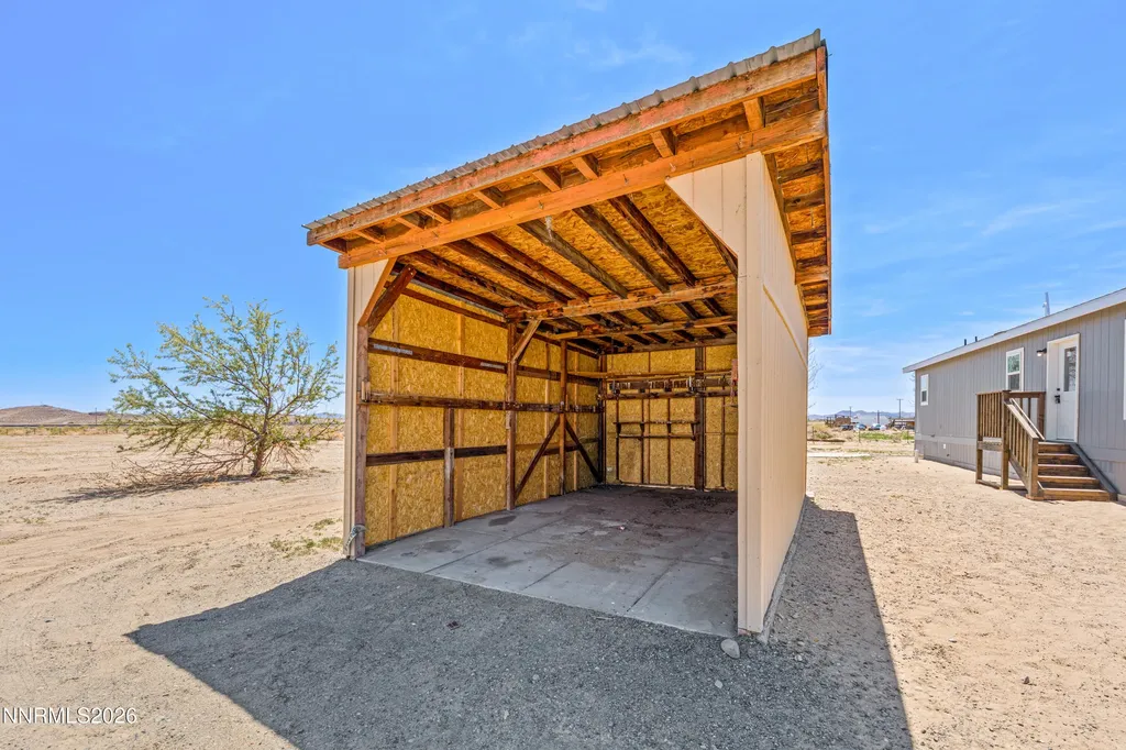 5684 Juniper Silver Springs NV 89429