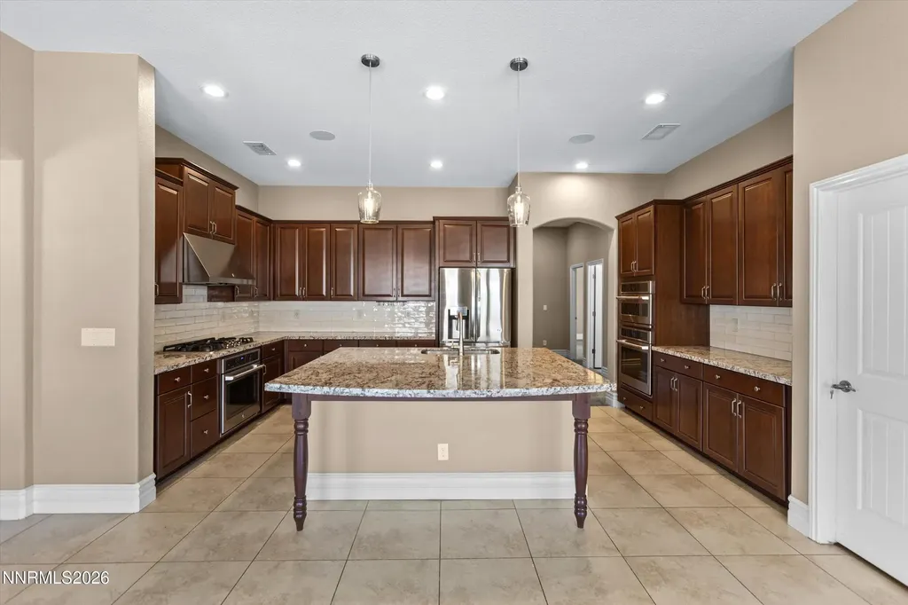 7729 Orange Plains Sparks NV 89436