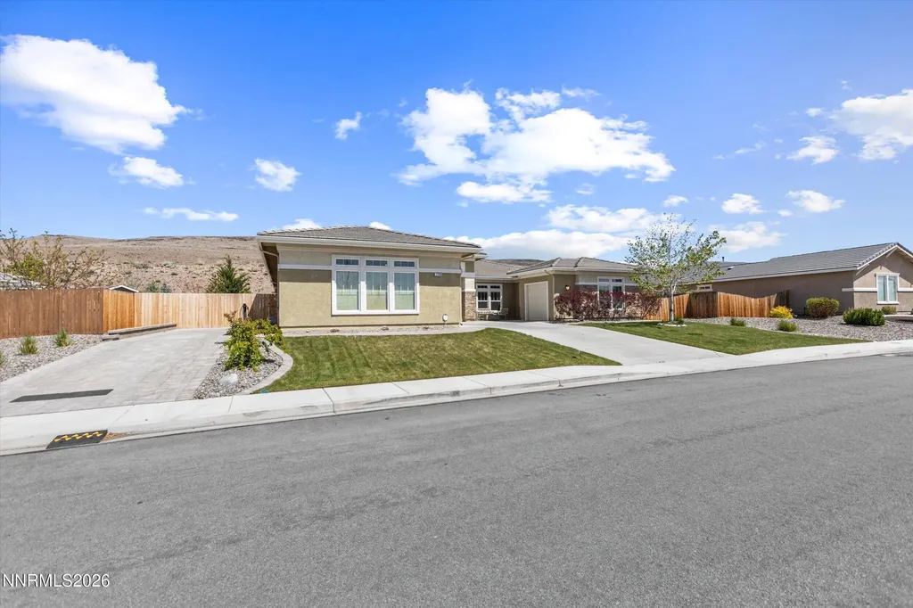 7729 Orange Plains Sparks NV 89436