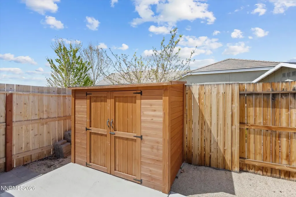 7729 Orange Plains Sparks NV 89436