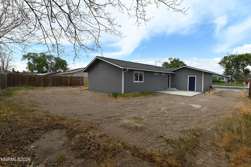 349 Shadow Fernley NV 89408