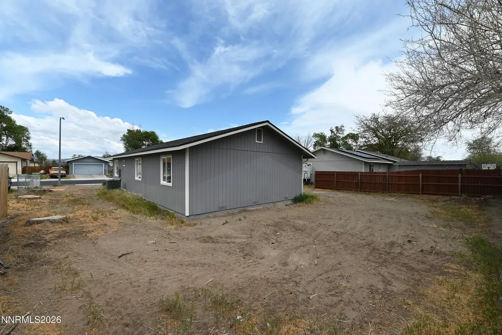 349 Shadow Fernley NV 89408