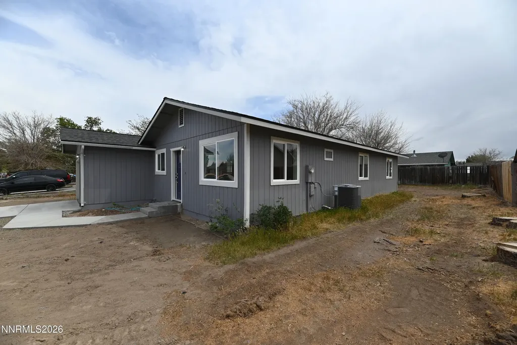 349 Shadow Fernley NV 89408