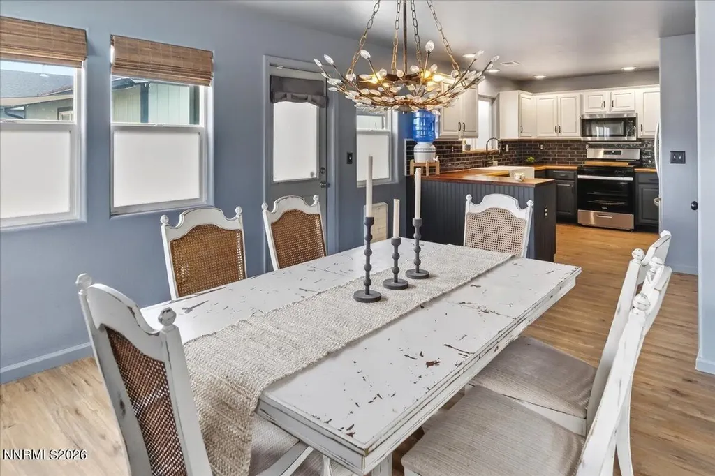 1347 Scarlet Oak Gardnerville NV 89410