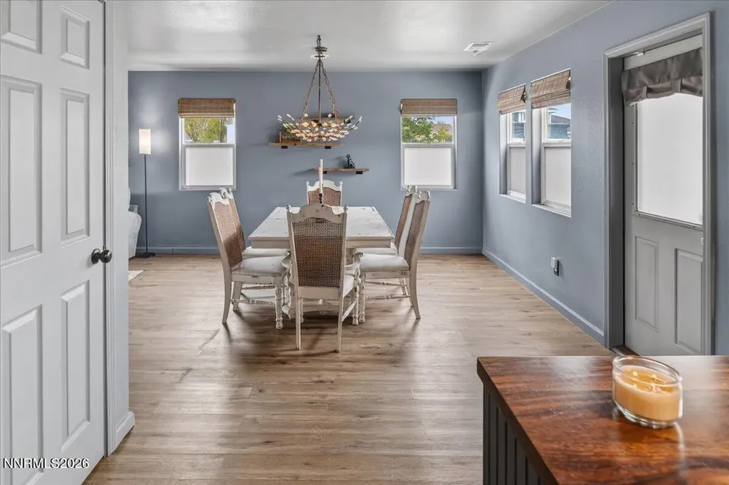 1347 Scarlet Oak Gardnerville NV 89410