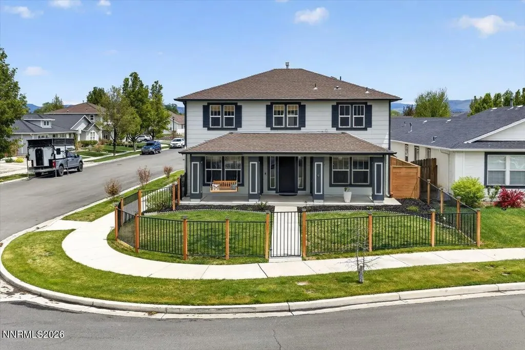 1347 Scarlet Oak Gardnerville NV 89410