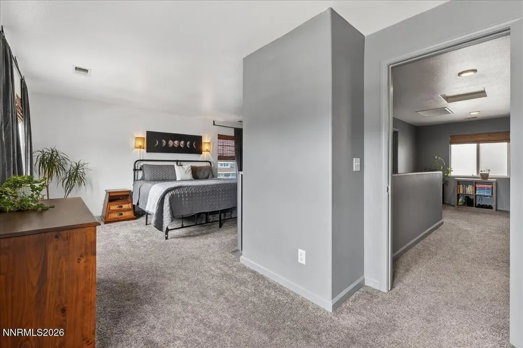 1347 Scarlet Oak Gardnerville NV 89410