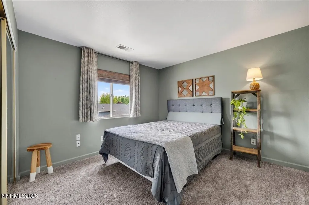 1347 Scarlet Oak Gardnerville NV 89410