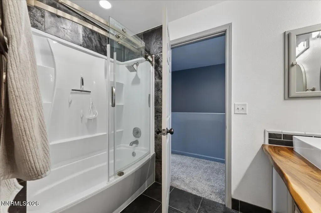 1347 Scarlet Oak Gardnerville NV 89410