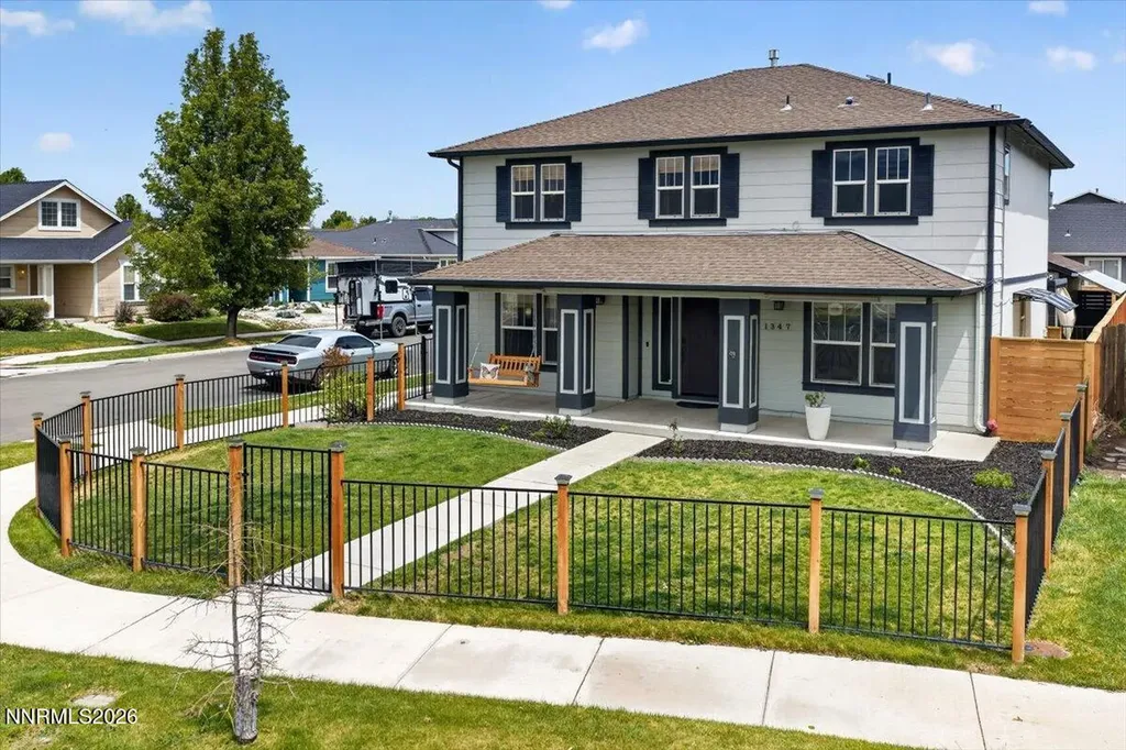 1347 Scarlet Oak Gardnerville NV 89410