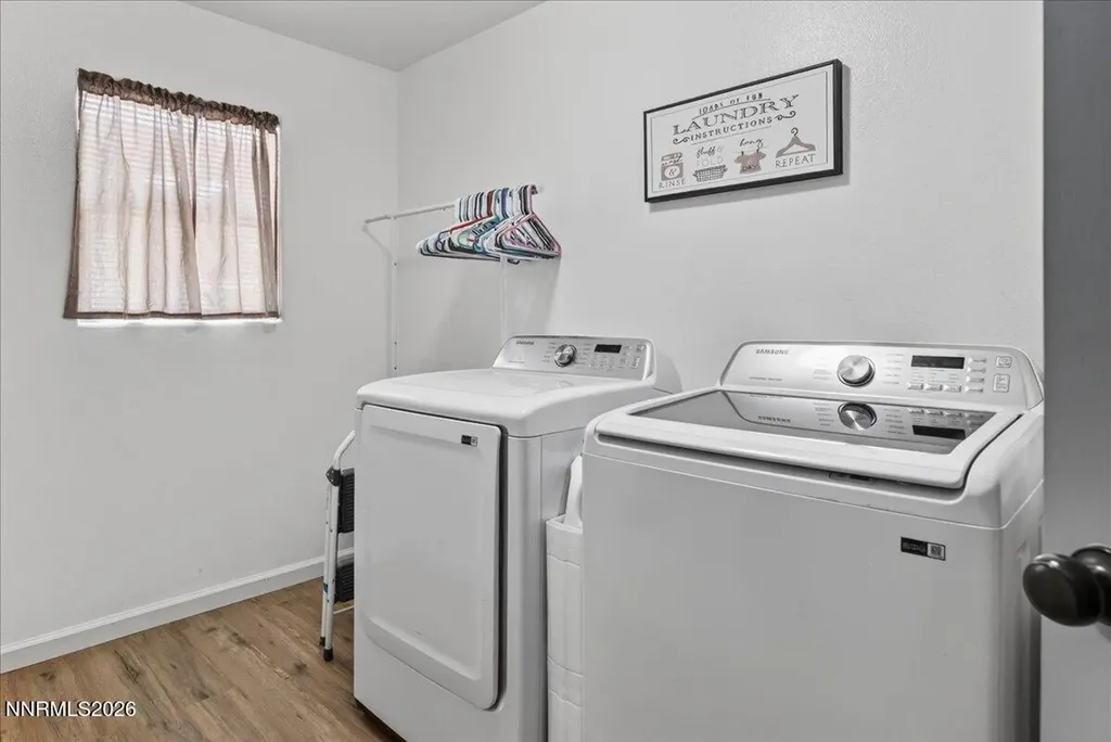 1347 Scarlet Oak Gardnerville NV 89410