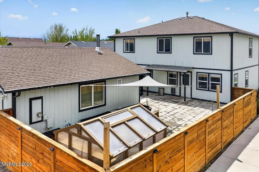 1347 Scarlet Oak Gardnerville NV 89410