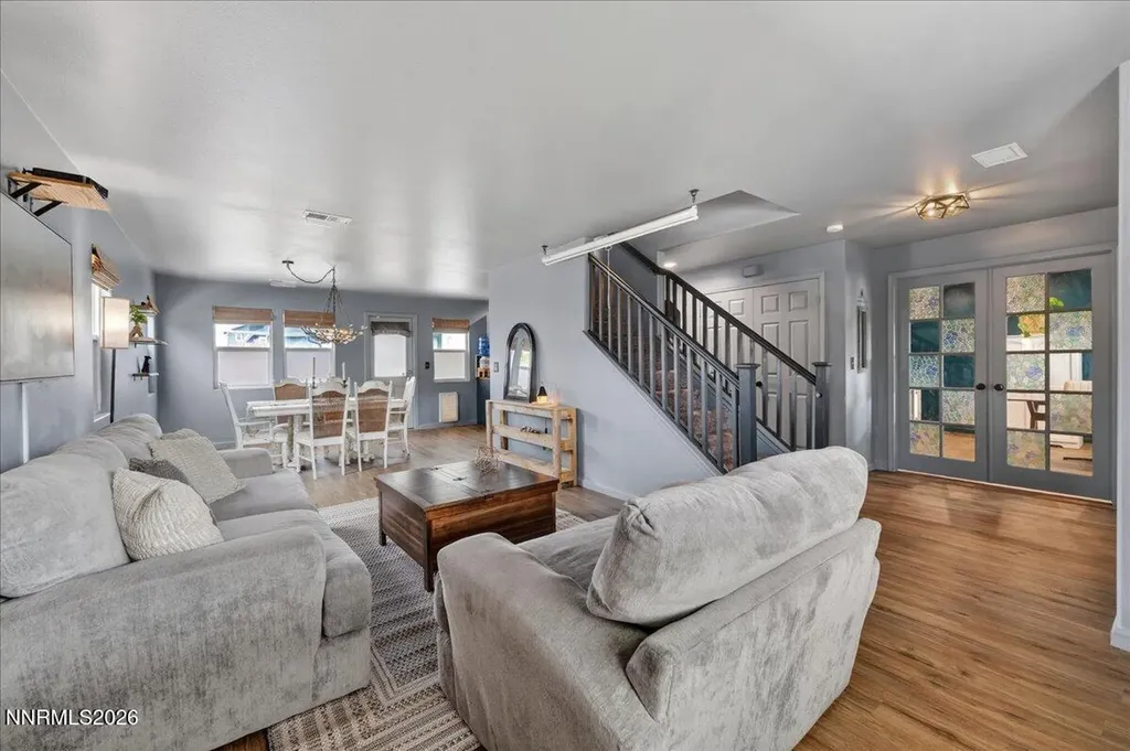 1347 Scarlet Oak Gardnerville NV 89410
