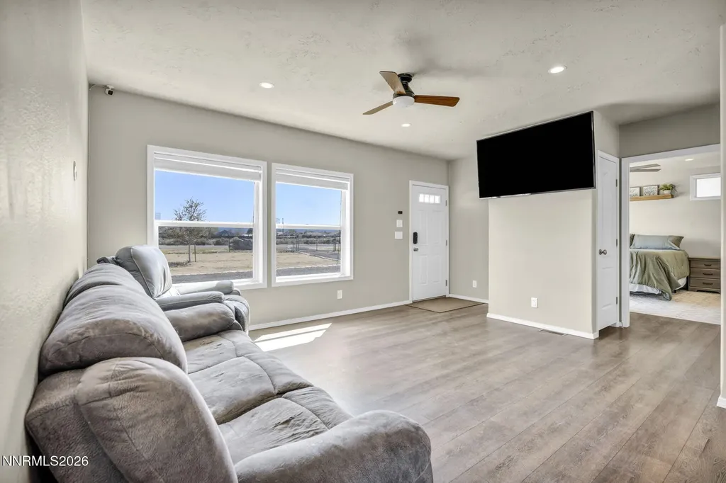 18 Kelsey Dayton NV 89403