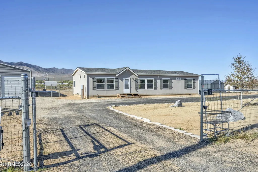 18 Kelsey Dayton NV 89403