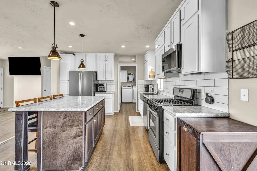18 Kelsey Dayton NV 89403