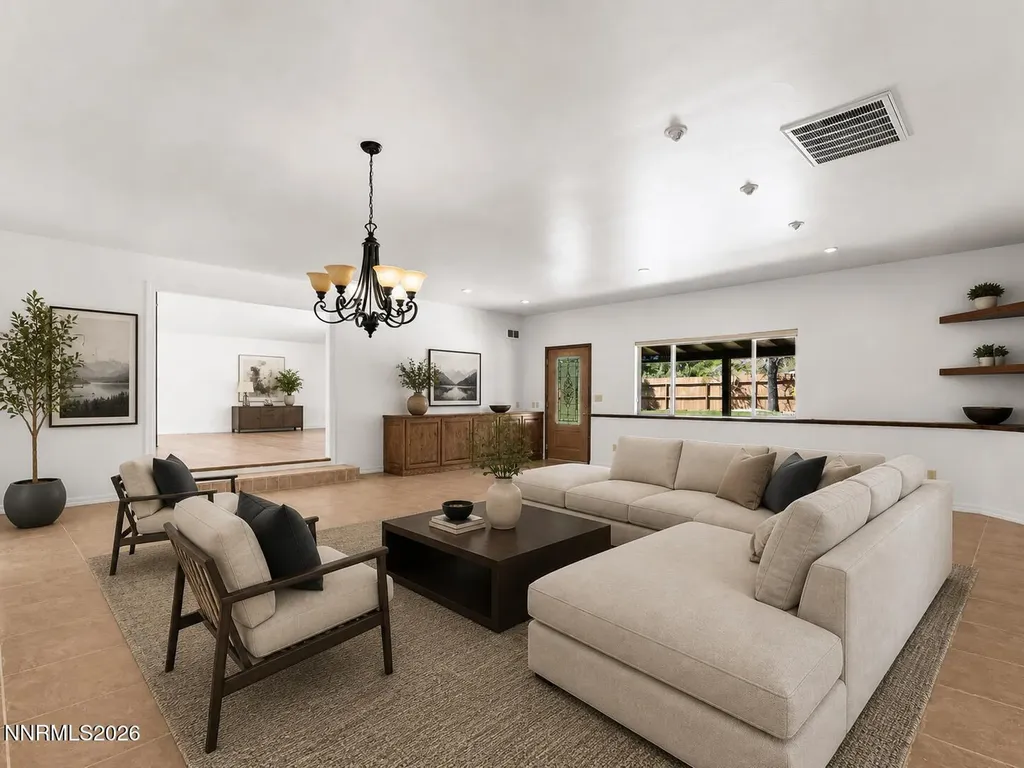 232 Beverly Gardnerville NV 89460