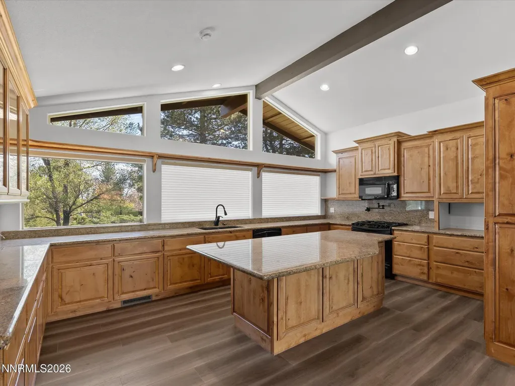 232 Beverly Gardnerville NV 89460