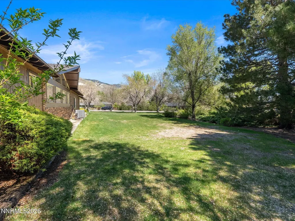 232 Beverly Gardnerville NV 89460