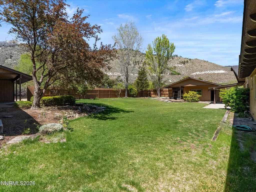 232 Beverly Gardnerville NV 89460