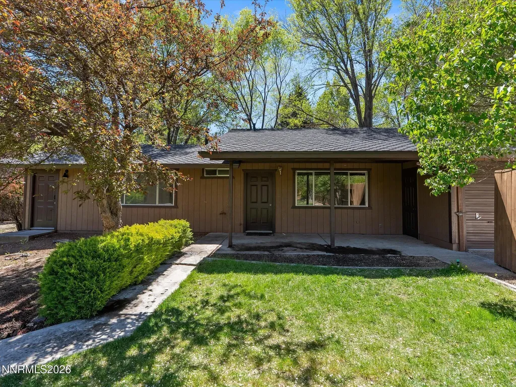 232 Beverly Gardnerville NV 89460
