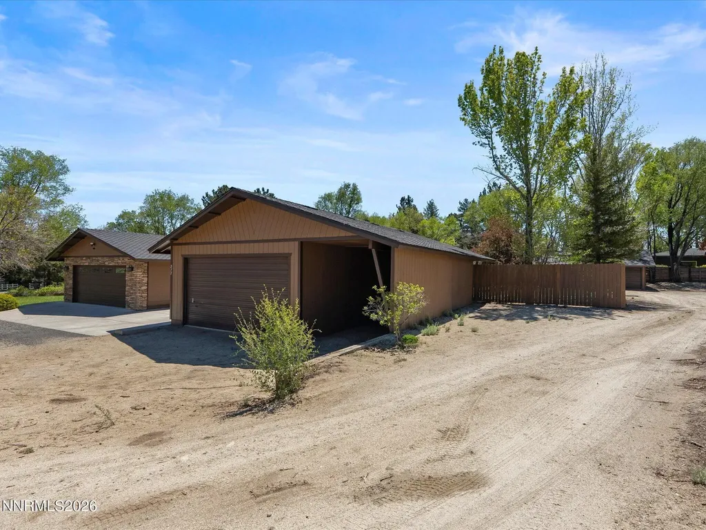 232 Beverly Gardnerville NV 89460