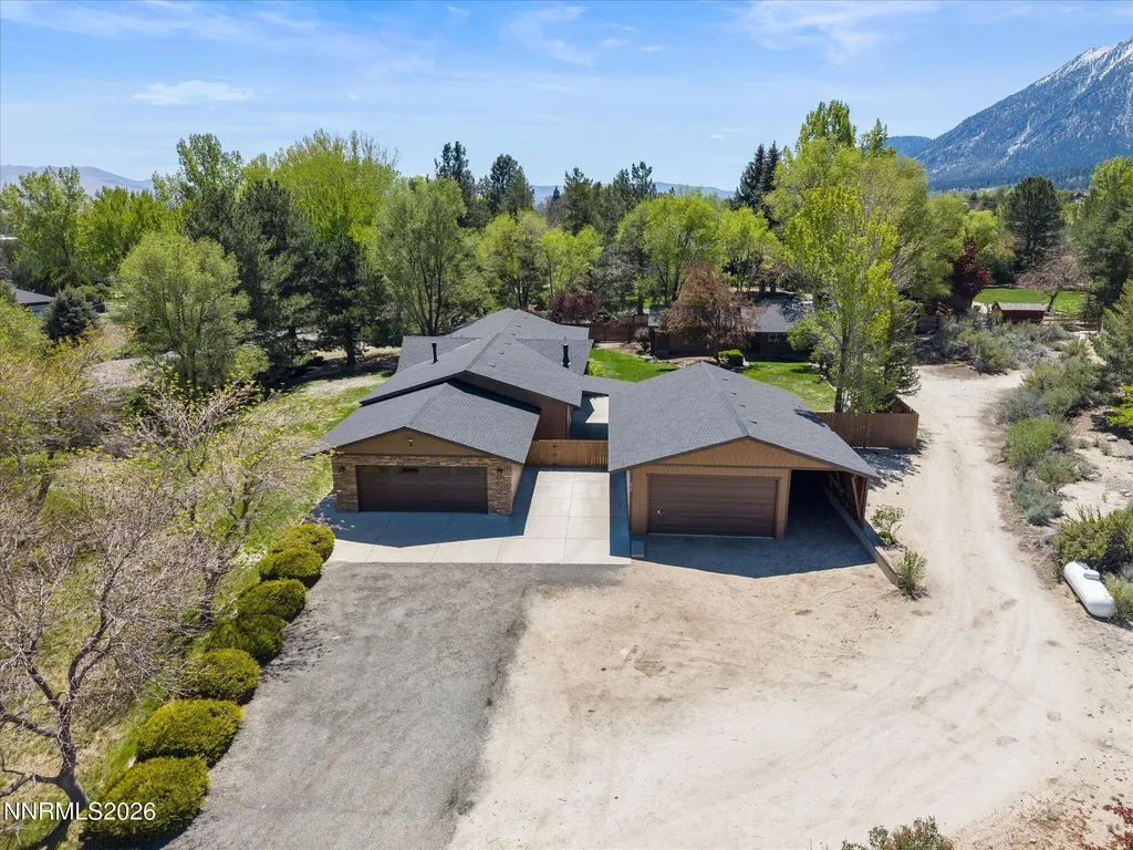 232 Beverly Gardnerville NV 89460