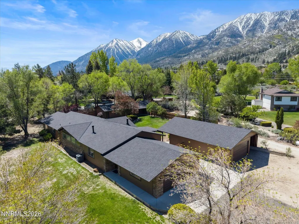 232 Beverly Gardnerville NV 89460