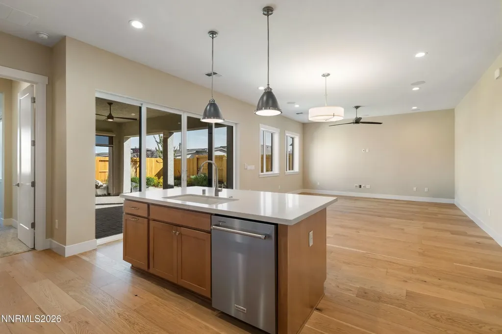 2225 Paint Horse Reno NV 89521